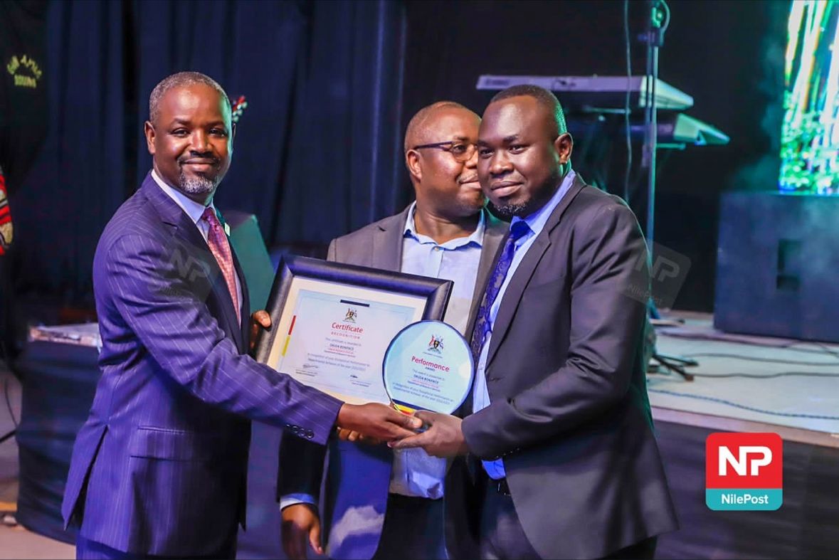 Award of exceptional performance FY2022/23
