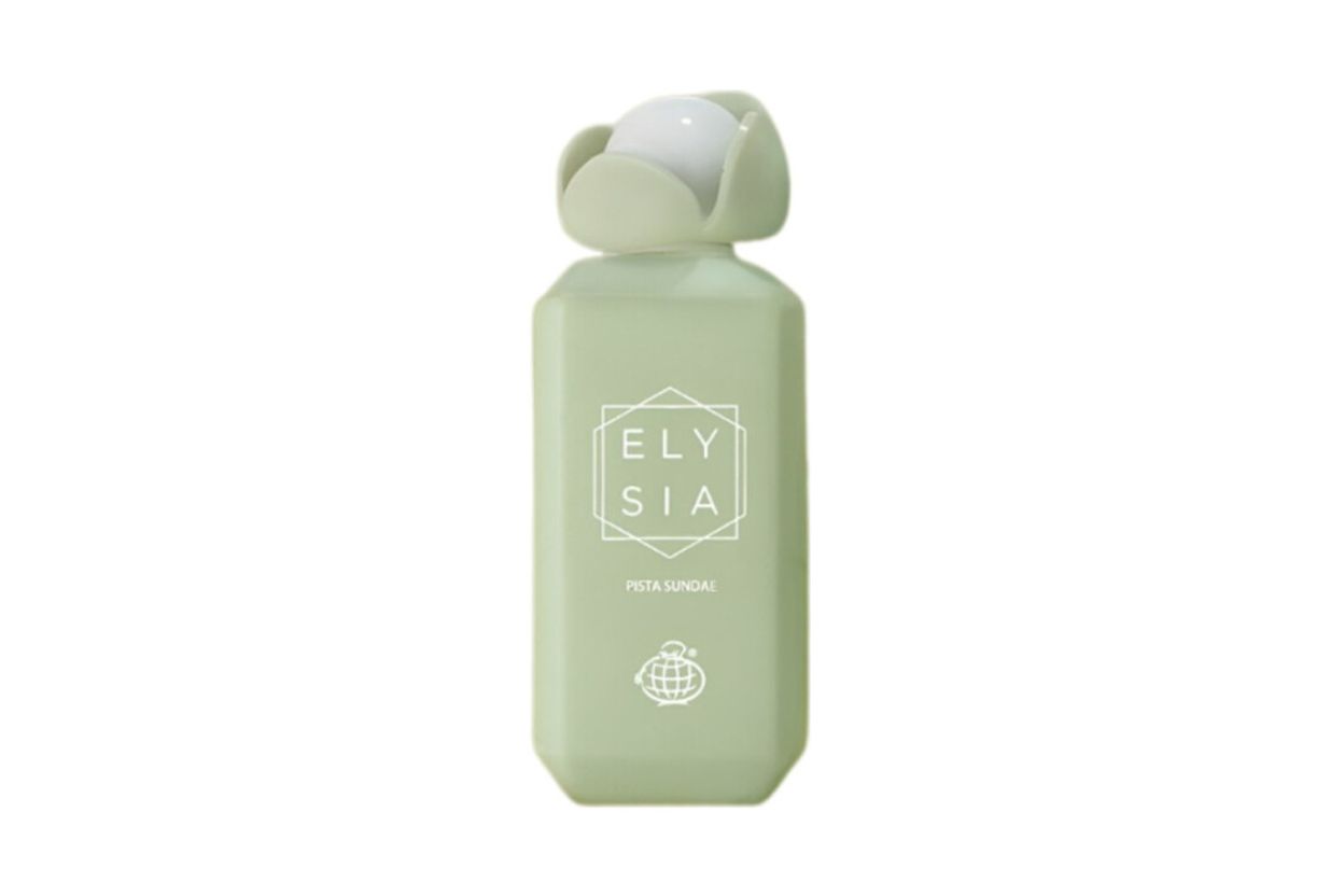Ely Sia Pista Sundae